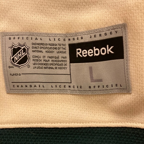 Minnesota Wild Jersey Zach Parise Autographed - Picture 6 of 6